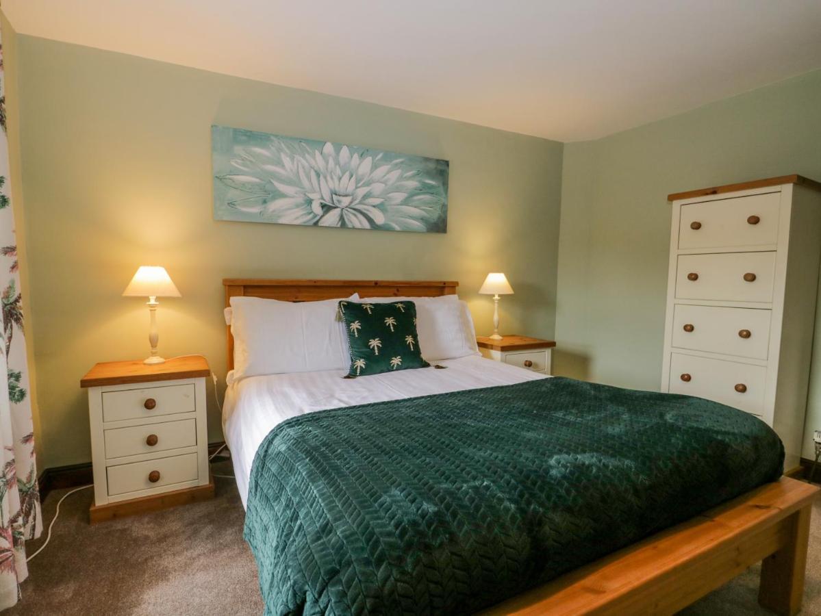 Ewedale Farm Villa อัลเวอร์สตัน ภายนอก รูปภาพ